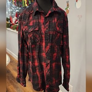 Helix Athletic Fit Flannel Mens Shirt. SIZE L